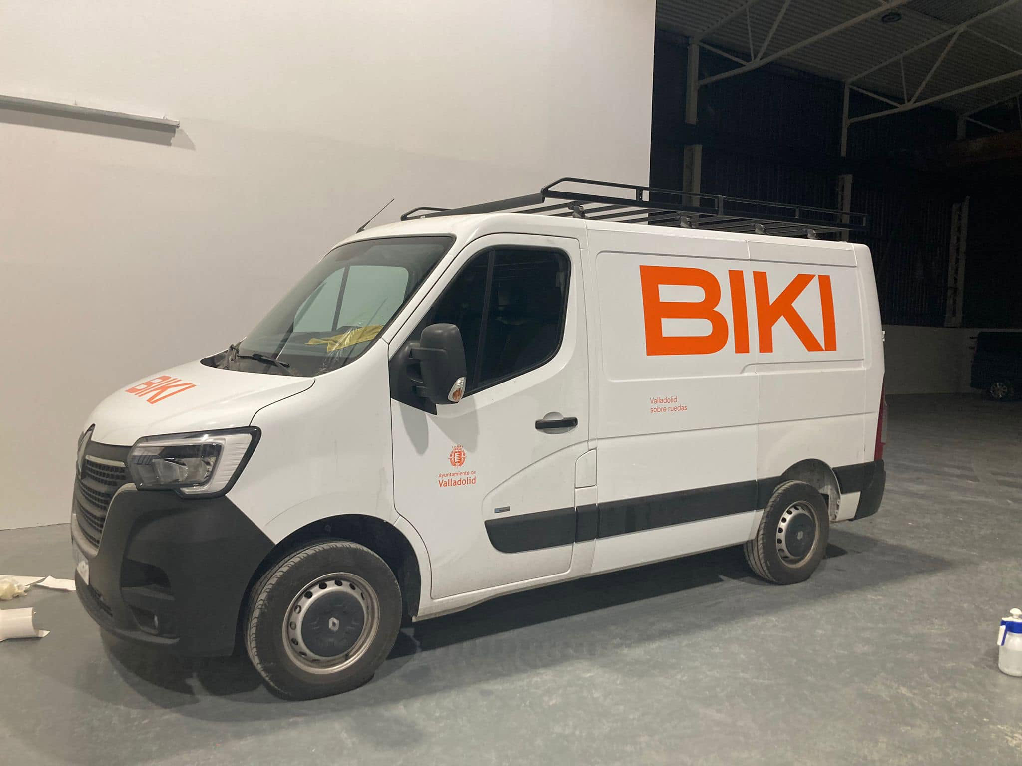 Rotulación de vehículo BIKI en Valladolid